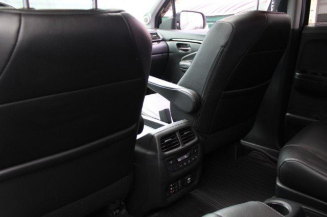 Used 2017 Honda Pilot Elite image 25