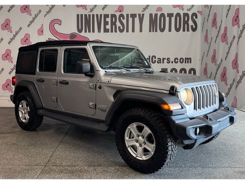 Used 2018 Jeep Wrangler Unlimited Sport S AWD/4WD image 3
