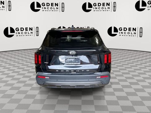 Used 2021 Kia Sorento S w/ Panoramic Sunroof Package AWD/4WD image 7
