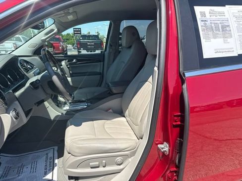 Used 2014 Buick Enclave Leather FWD image 27