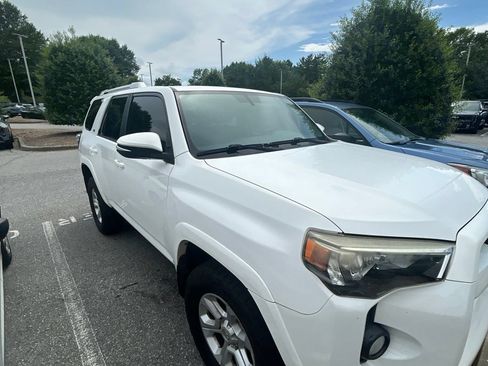 Used 2015 Toyota 4Runner SR5 Premium AWD/4WD image 21