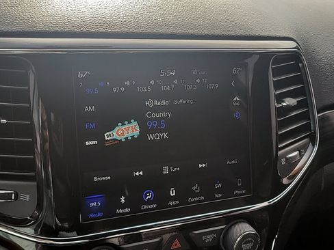 Used 2019 Jeep Grand Cherokee Laredo RWD image 25