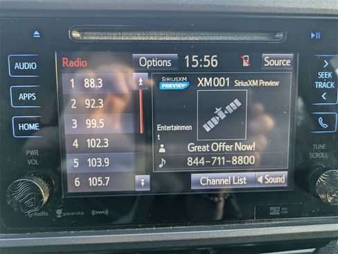 Used 2017 Toyota Tacoma TRD Sport image 24