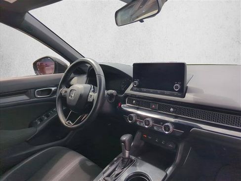 Used 2025 Honda Civic Sport image 28
