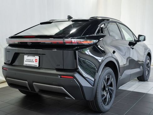 New 2026 Toyota C-HR AWD/4WD image 4