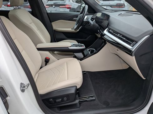 Used 2023 BMW X1 xDrive28i w/ Premium Package image 37