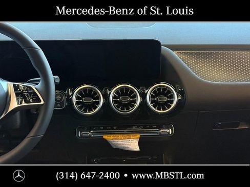 New 2026 Mercedes-Benz GLA 250 4MATIC image 10