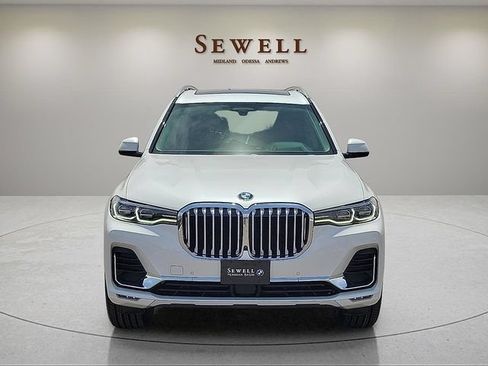 Used 2021 BMW X7 xDrive40i w/ Premium Package 2 AWD/4WD image 8