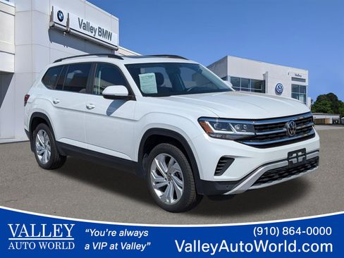 Used 2023 Volkswagen Atlas SE w/ Panoramic Sunroof Package image 1