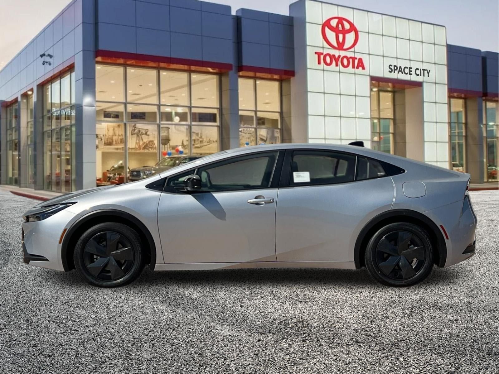 New 2026 Toyota Prius LE FWD image 3