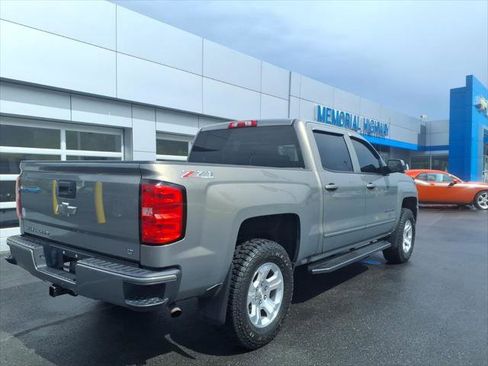 Used 2017 Chevrolet Silverado 1500 LT w/ All Star Edition AWD/4WD image 7