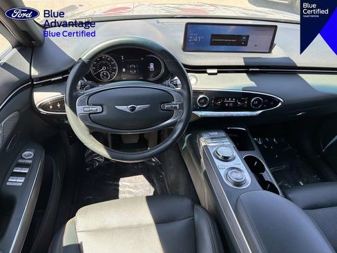 Used 2023 Genesis GV70 2.5T w/ Advanced Package AWD/4WD image 10