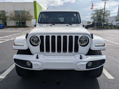 Used 2021 Jeep Wrangler Unlimited Sahara AWD/4WD image 8