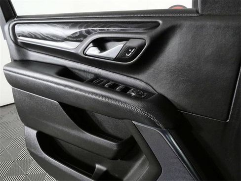 Used 2021 GMC Yukon Denali image 28