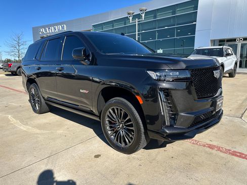 Used 2024 Cadillac Escalade V w/ LPO, Floor Liner Package image 7