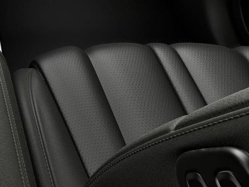 Used 2025 Genesis GV80 2.5T Select image 24