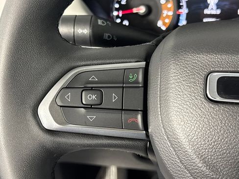 Certified 2025 Jeep Compass Limited AWD/4WD image 20