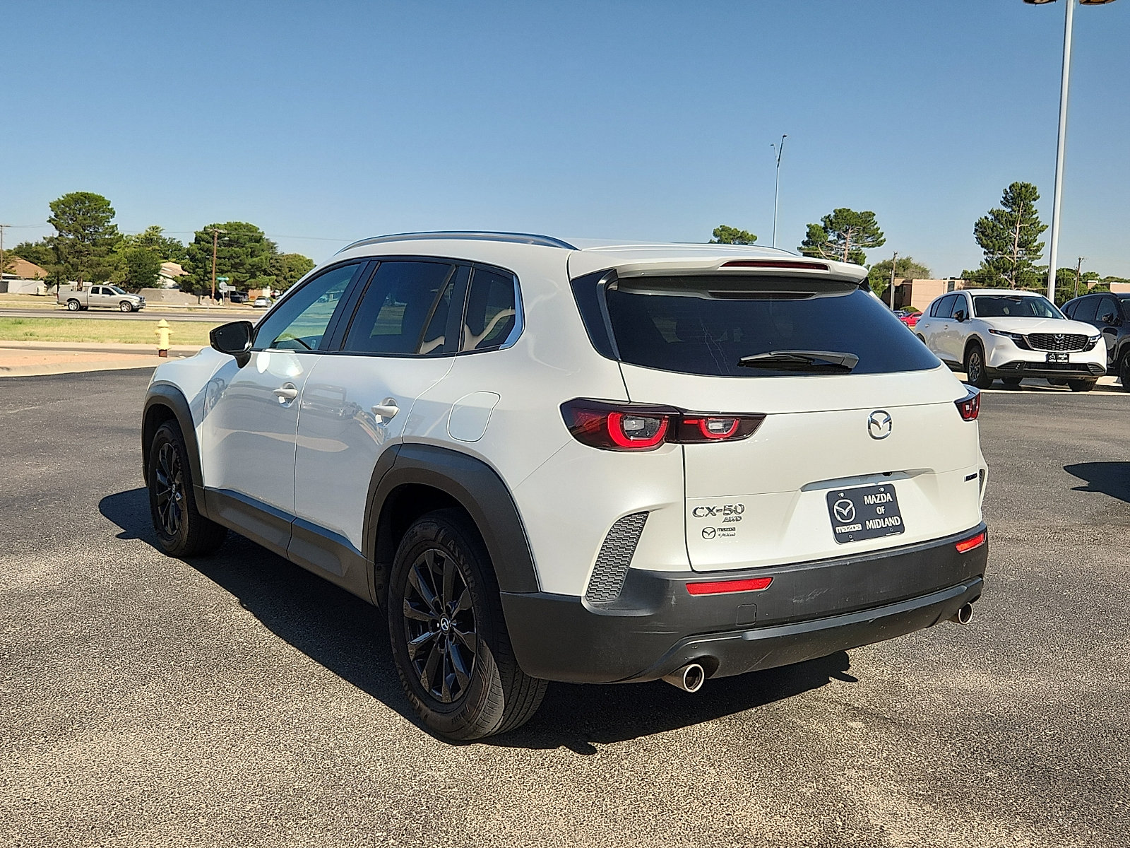 Used 2025 MAZDA CX-50 AWD 2.5 S w/ Preferred Package image 4