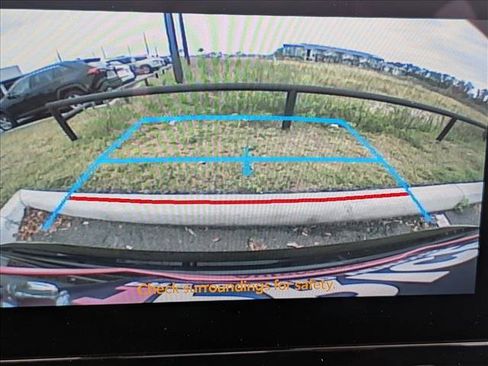 Used 2025 Toyota Corolla LE image 13