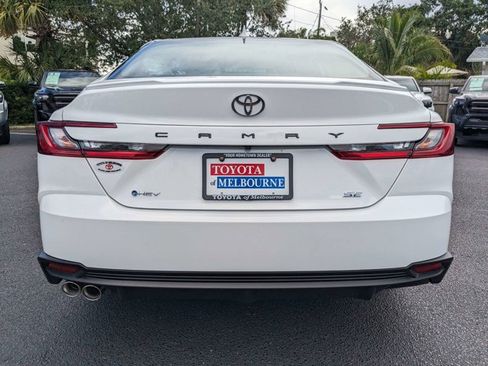 New 2025 Toyota Camry SE w/ Convenience Package FWD image 5