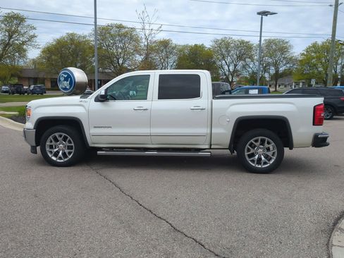 Used 2015 GMC Sierra 1500 SLT w/ SLT Crew Cab Value Package AWD/4WD image 5