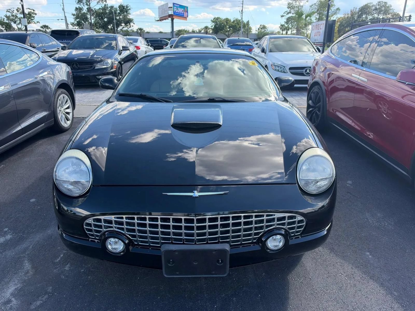 Used 2005 Ford Thunderbird RWD image 2