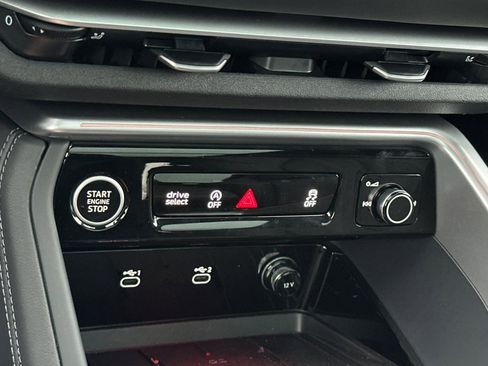 New 2025 Audi Q5 Premium Plus image 20