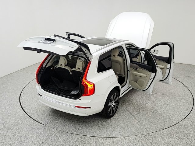 Certified 2025 Volvo XC90 T8 Ultra w/ Protection Package AWD/4WD image 43