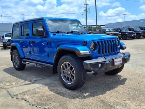 Used 2021 Jeep Wrangler Unlimited Sport AWD/4WD image 2