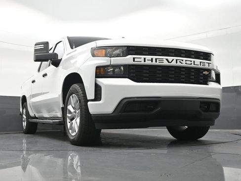 Used 2021 Chevrolet Silverado 1500 Custom w/ Custom Max Trailering Package AWD/4WD image 30