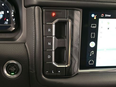 Used 2022 GMC Yukon Denali w/ Denali Premium Package image 27