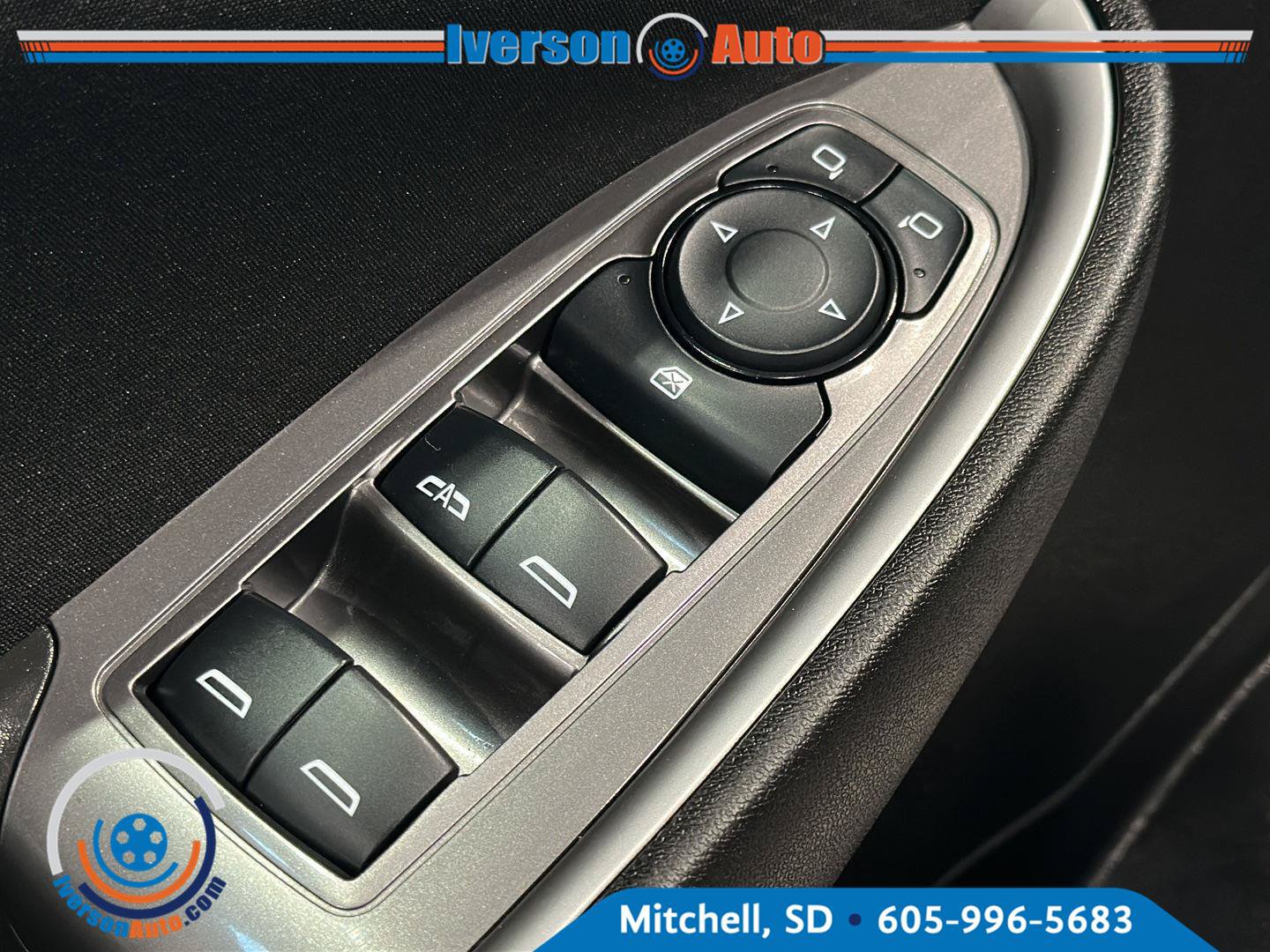 Used 2025 Chevrolet Malibu LT FWD image 15