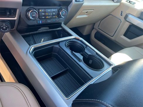 Used 2021 Ford F250 Lariat w/ Lariat Ultimate Package image 37