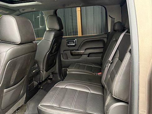 Used 2015 GMC Sierra 3500 Denali w/ Duramax Plus Package image 10