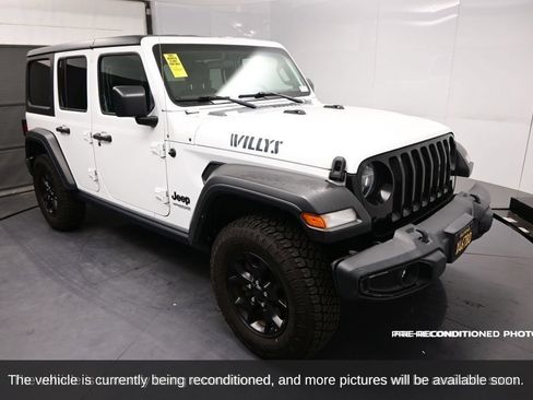 Used 2021 Jeep Wrangler Unlimited Sport AWD/4WD image 3