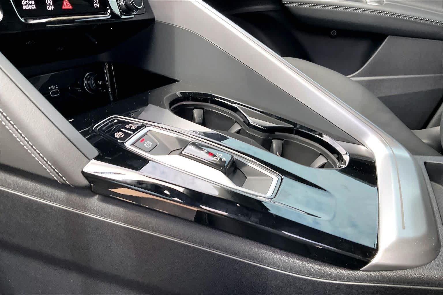 New 2026 Audi Q5 Premium w/ Convenience Package AWD/4WD image 7
