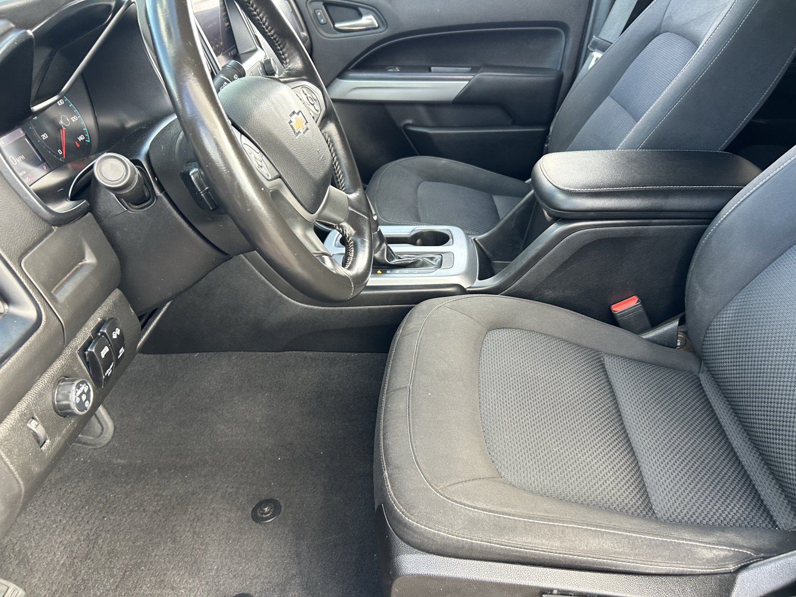 Used 2019 Chevrolet Colorado LT w/ LT Convenience Package RWD image 28