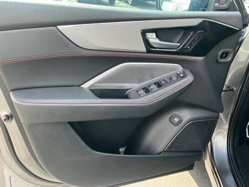 Used 2025 Acura MDX A-Spec image 23