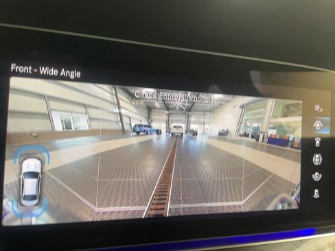 Used 2022 Mercedes-Benz E 350 4MATIC image 6