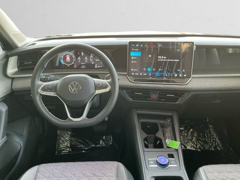 New 2026 Volkswagen Tiguan S image 10