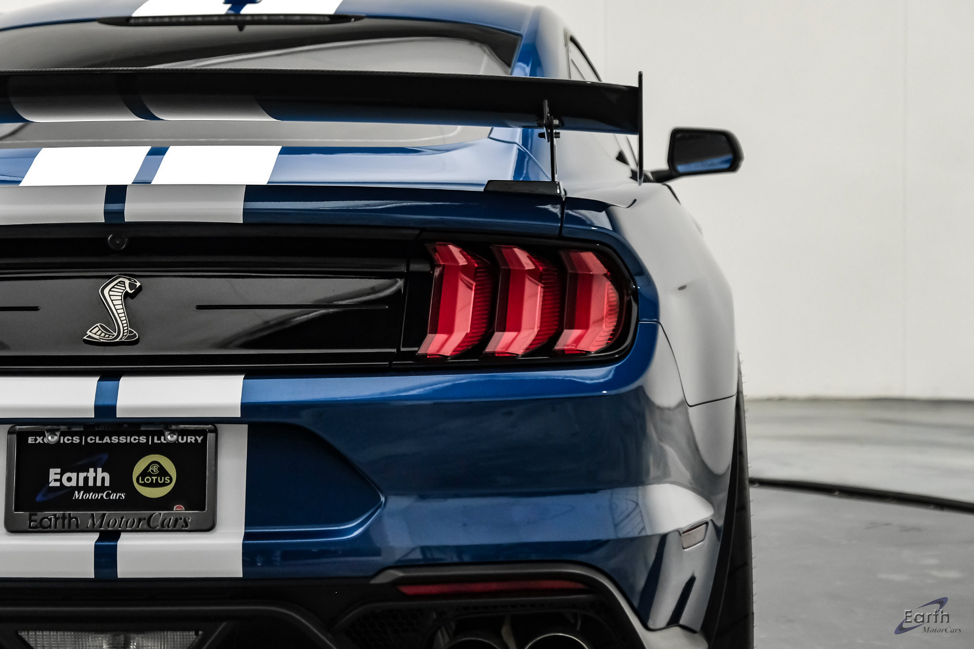 Used 2022 Ford Mustang Shelby GT500 w/ Carbon Fiber Track Pack RWD image 17