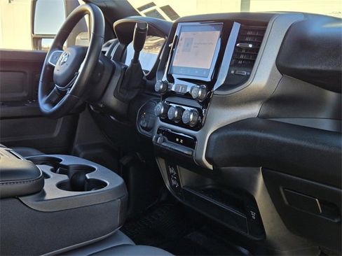 Used 2025 RAM 2500 Tradesman w/ Chrome Appearance Group image 30