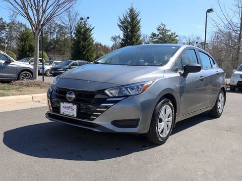 Used 2024 Nissan Versa S image 12
