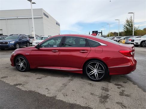 Used 2022 Honda Accord Touring image 7