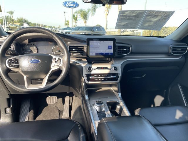 Used 2024 Ford Explorer XLT w/ Equipment Group 202A RWD image 19