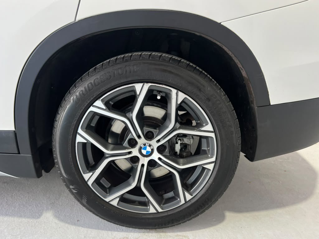 Used 2020 BMW X1 xDrive28i AWD/4WD image 10