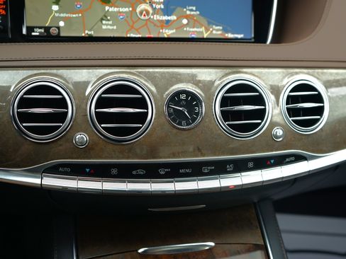 Used 2015 Mercedes-Benz S 550 4MATIC Sedan image 24