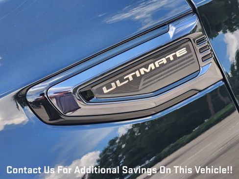 New 2026 GMC Yukon Denali Ultimate w/ LPO, Floor Liner Package AWD/4WD image 8