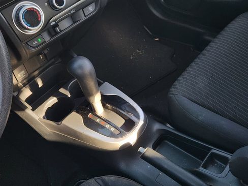 Used 2020 Honda Fit EX image 15