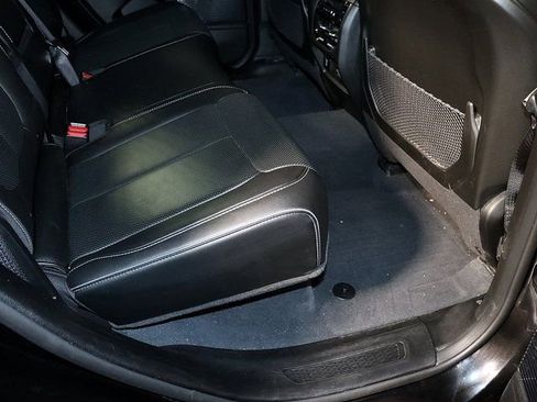 Used 2022 Jeep Grand Cherokee Overland w/ Luxury Tech Group IV image 34